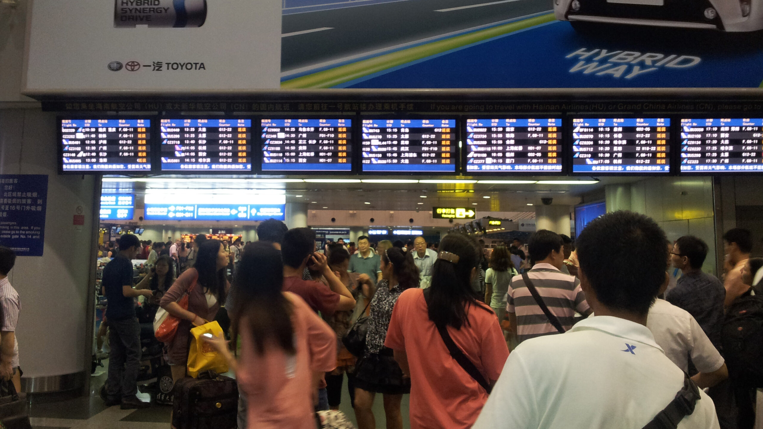 What to Do When Your Flight Gets Canceled When Traveling From and Within the EU