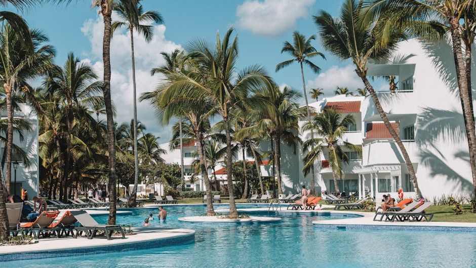 I Spent 10 Years as a Travel Agent: Here Are 5 Fees You Should Never Pay
