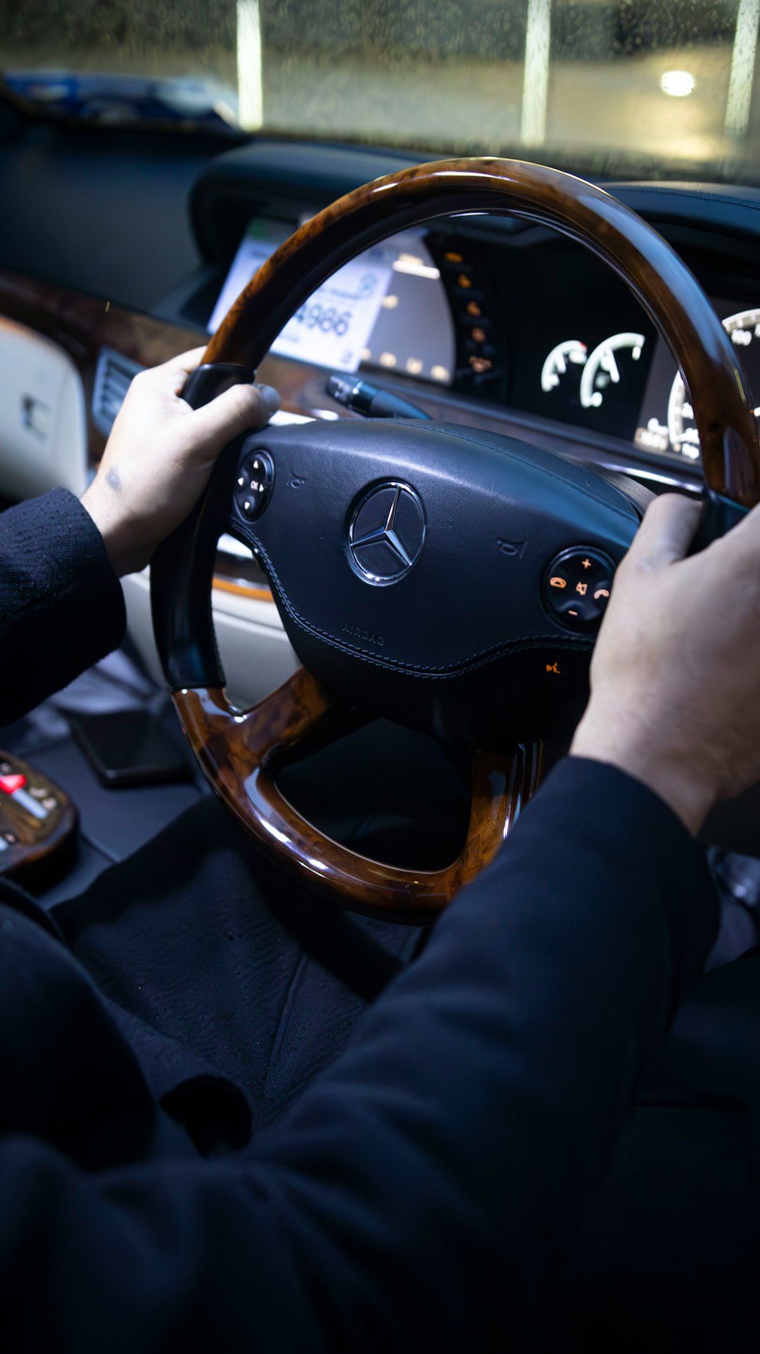 Clear and Blacklane partner to provide 'home-to-gate' chauffeur service