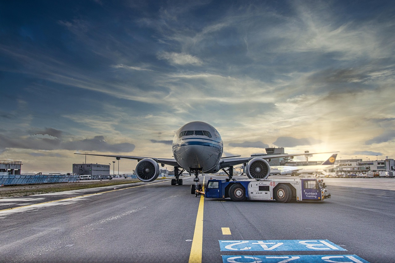 Developing: LaGuardia shut down until 2 p.m. Monday after plane, fire truck collide