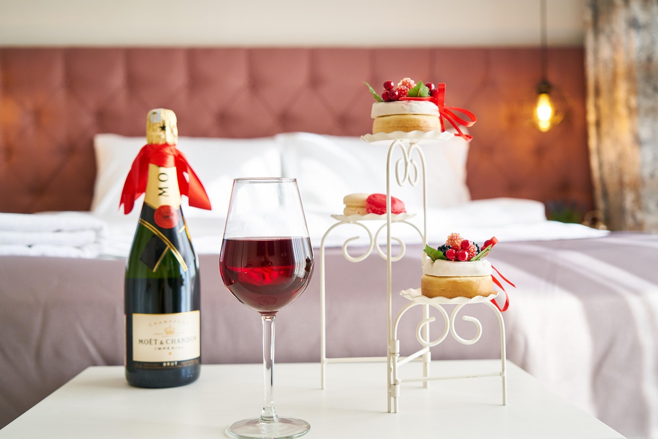 Kingsford Hotel Manila Marks 5 Years of Hospitality with “FiveFold: Unfolding Five-tastic Years of Reimagined Memories”