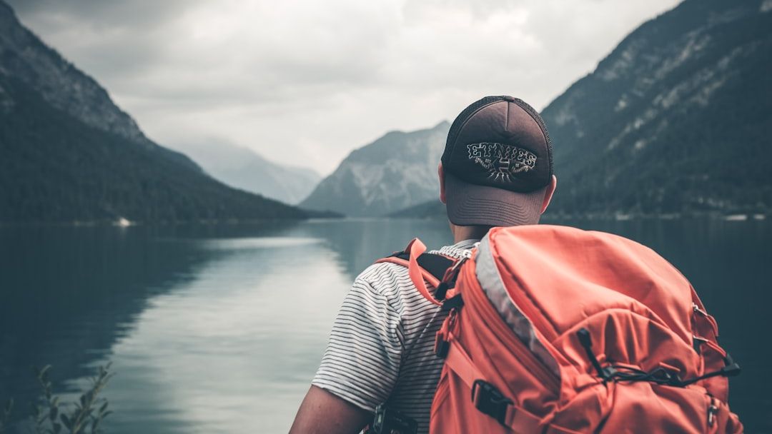 The "Red Castle" Side Route: Utah's Most Stunning Alpine Lake That 90% of Hikers Miss