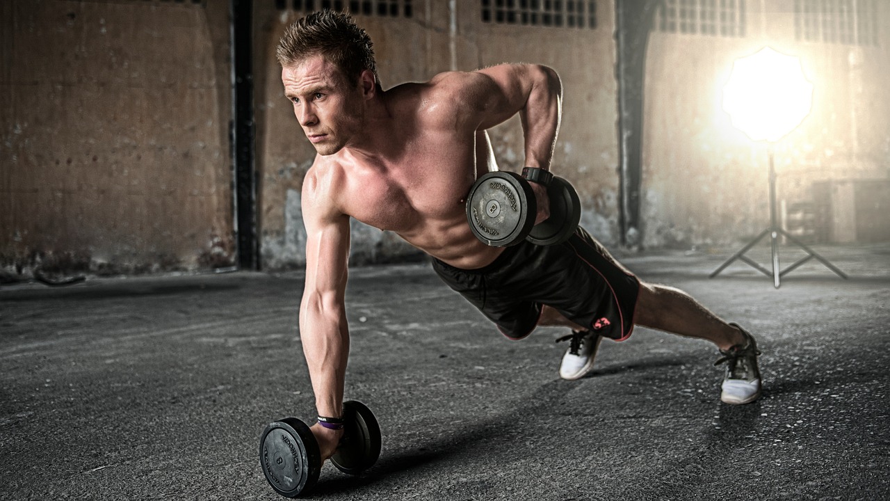Fitness influencer shot and killed leaving gym as cops launch manhunt