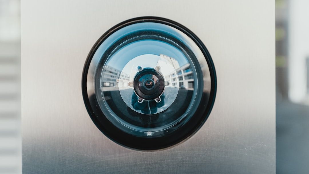 The "Mirror Trick": How Frequent Flyers Detect Hidden Cameras in Vacation Rentals